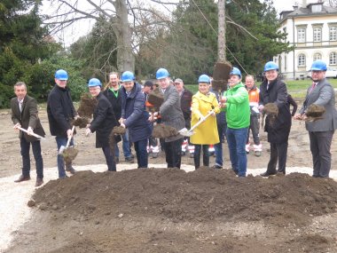 foto Festive start for the construction of the new exhibition glasshouse in Überlingen (DE)